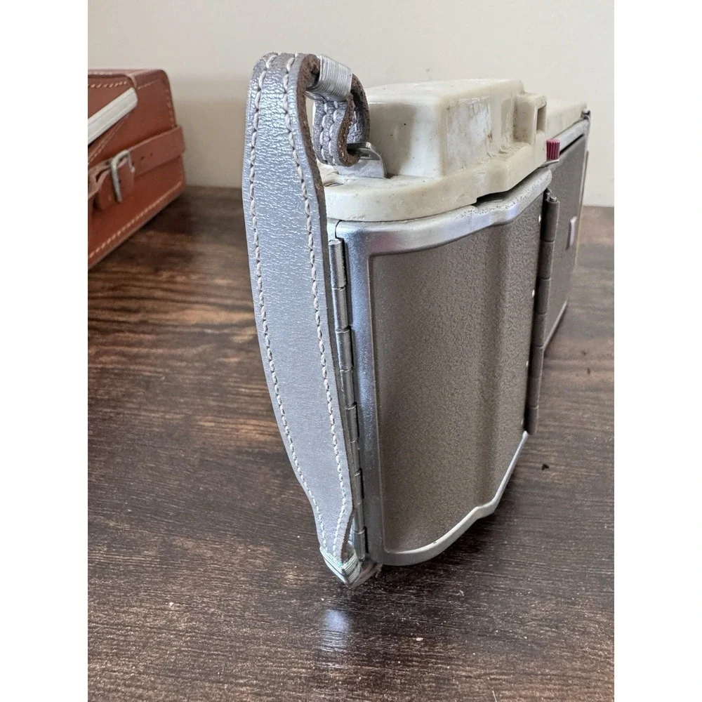 Vintage Polaroid Highlander Land Camera Model 80B With Case Manual & Accessories